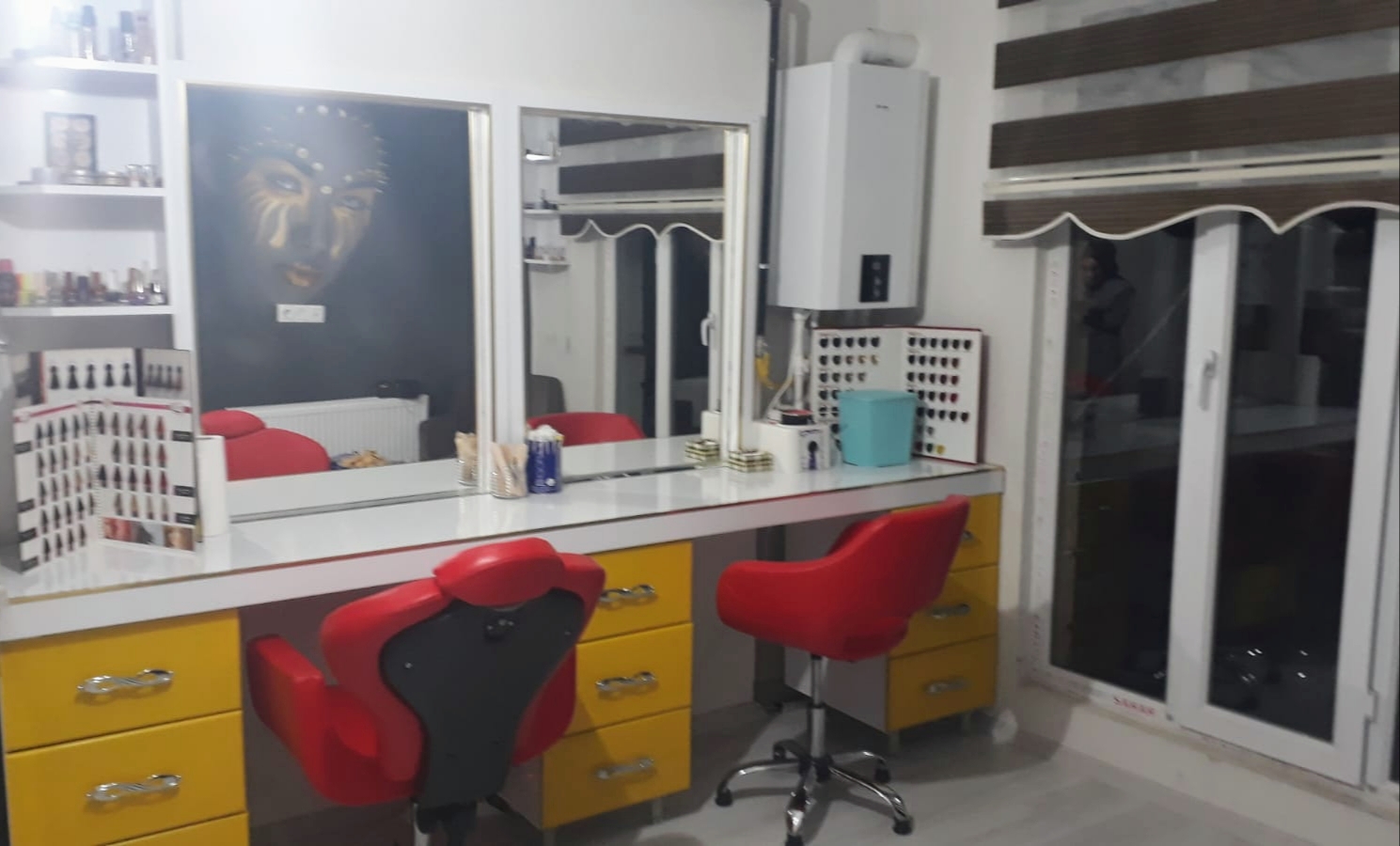 ADA AĞDA SALONU-Bayan kuaförü