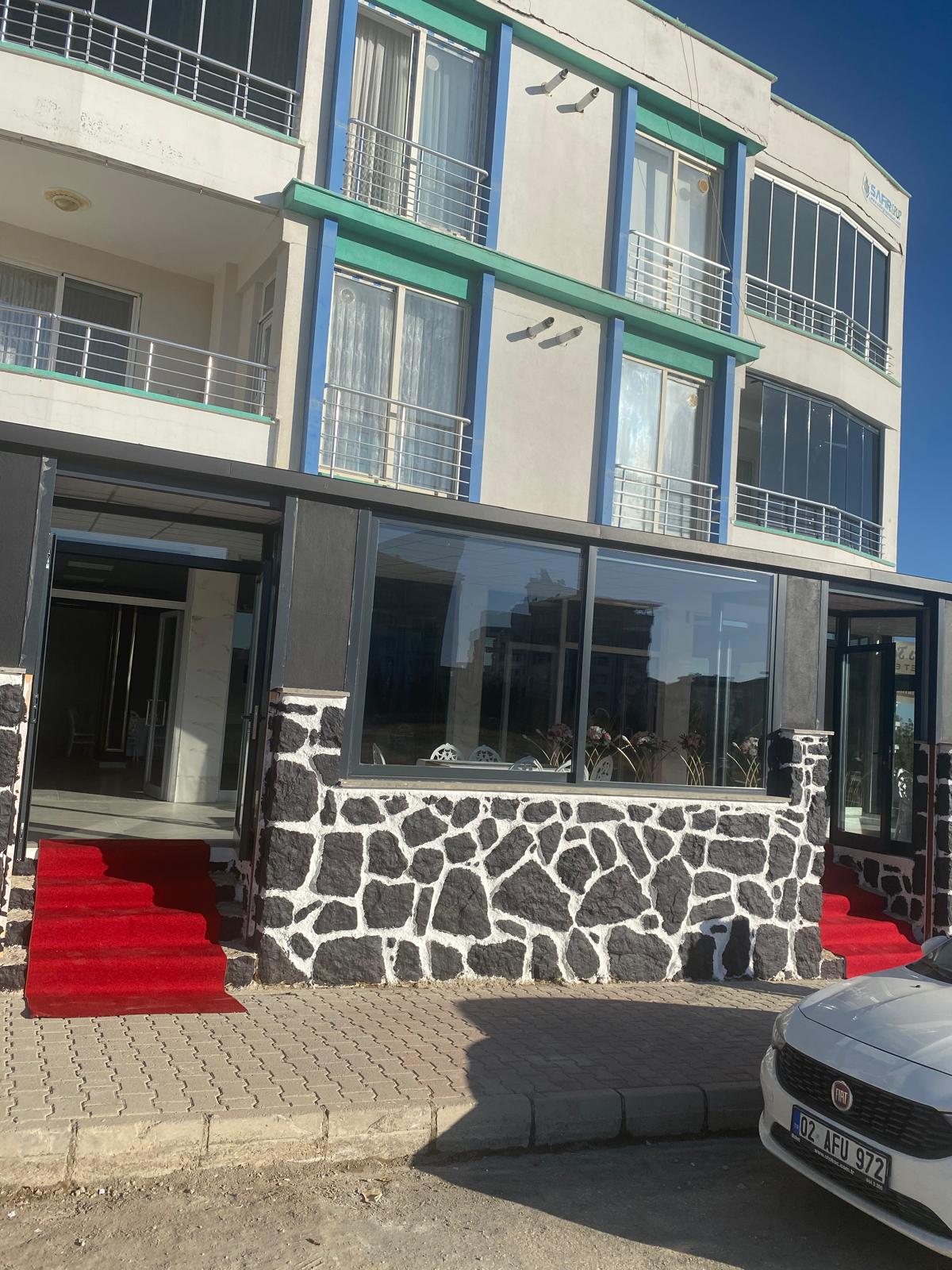 Kuvars Salon Davet Evi
