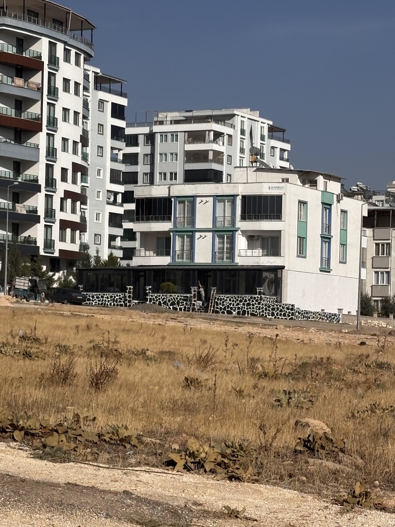 Kuvars Salon Davet Evi