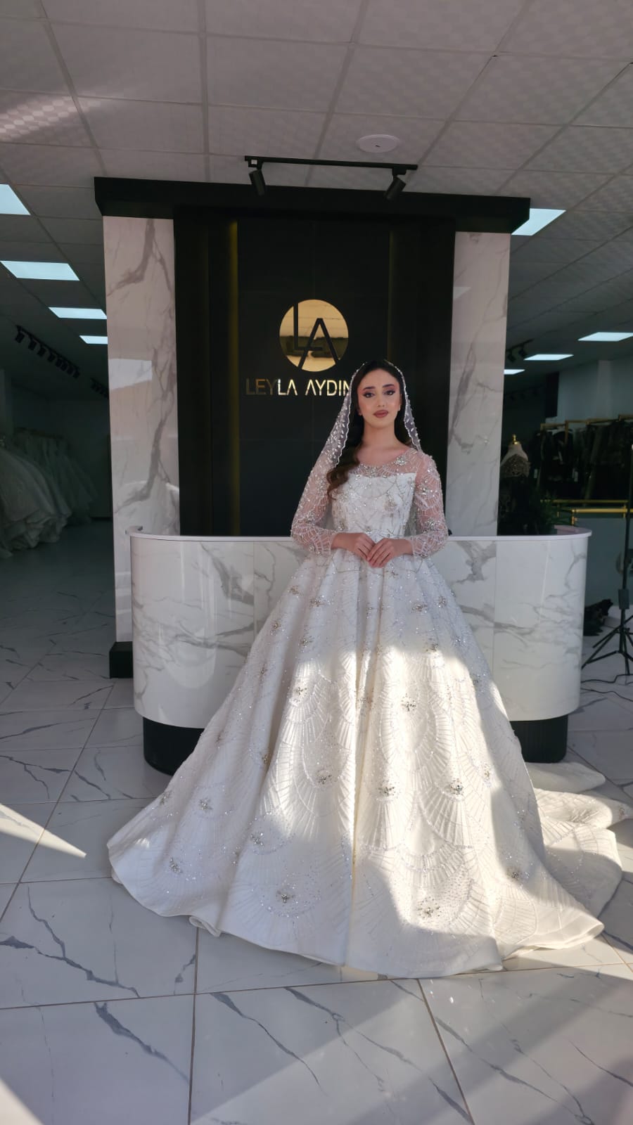 Leyla Aydınlık Gelinlik - Bindallı - Kaftan
